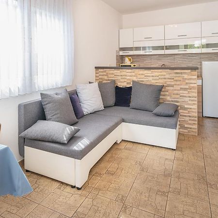 Apartments Magla With Terrace Baška Esterno foto